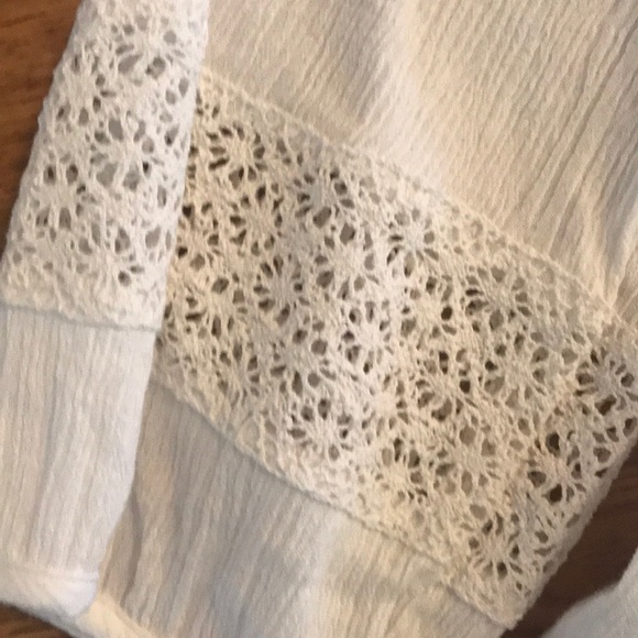 NWT summer blouse - Picture 3 of 5